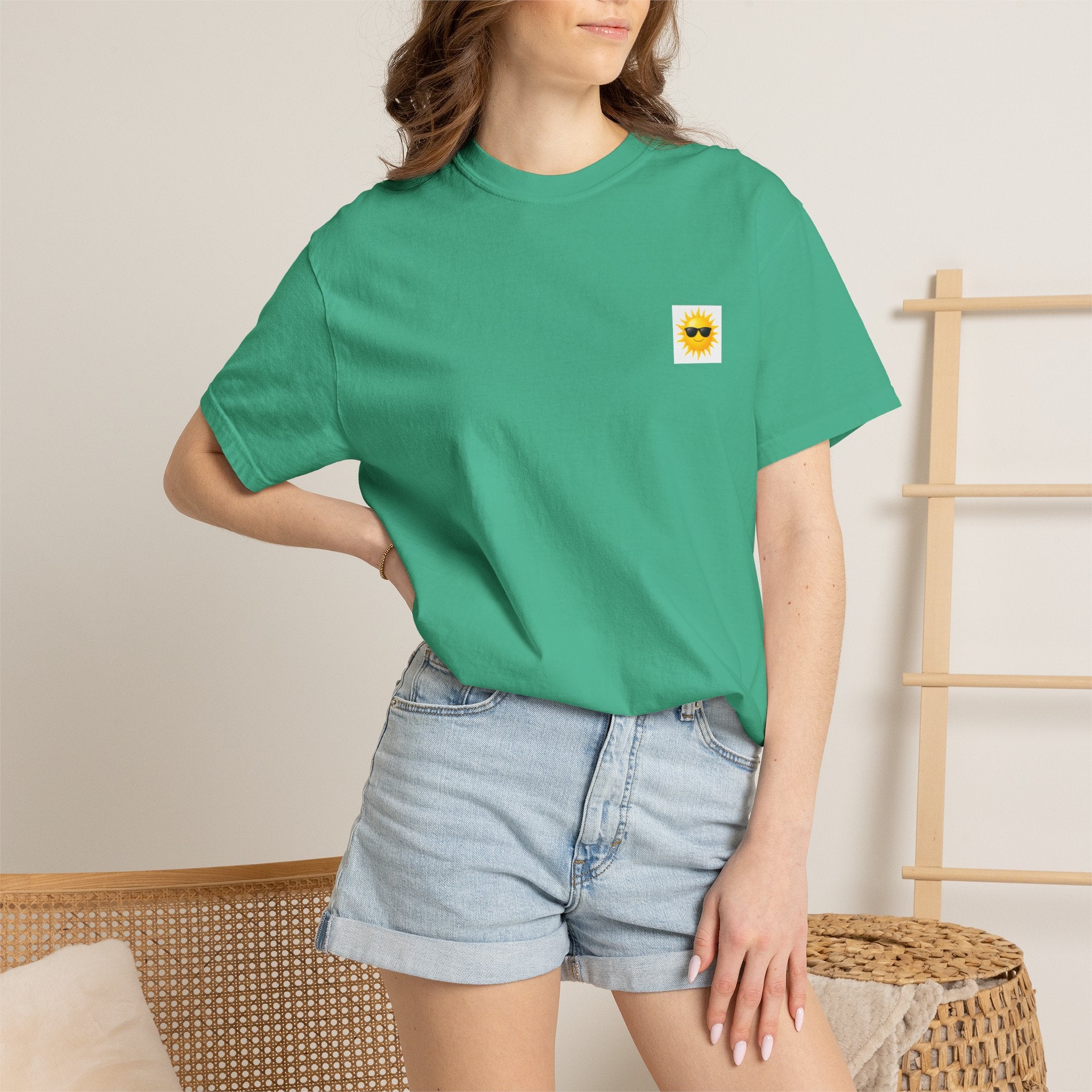 Sun Catcher palm tree tee | T-Shirt